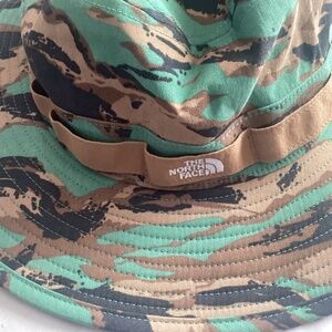 The North Face Unisex Outdoor Bucket Hat